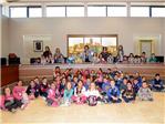 Ms de 70 alumnos del CEIP Juan Vicente Mora visitan la Casa Consistorial