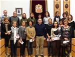 Los siete premiados en el sorteo de Navidad de ACSA han recibido los vales de 500 euros