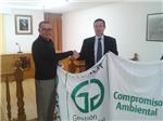 AENOR fa entrega a l'Ajuntament de El Perell de la bandera ISO per a la seua platja