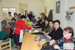 Ms de 50 mujeres de Carlet inician los cursos de costura