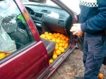 La polica ha interceptado una furgoneta con naranjas robadas en Benimuslem