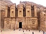 Petra, la esplndida capital de los nabateos