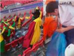 Aficionados de Japn y Senegal sorprenden en el Mundial de Rusia por su civismo