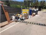 Ciutadans de La Barraca dAiges Vives denuncia l'acumulaci de fem en els contenidors