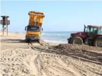  Cullera actua d'emergncia en la platja del Dosser per a frenar l'erosi de l'arenal