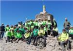 El Grup Senderista 'Olivetes Xafaes' de Sueca conquista el cim del Penyagolosa