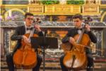 Els violoncellistes DobleCello oferiran el concert de Nadal des de la plaa del Mercat dAlgemes