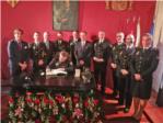 La Comissaria de Policia Nacional d'Alzira-Algemes rep la Insgnia d'Or de la Ciutat d'Alzira