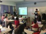 L'Ajuntament explica als centres educatius el projecte 'Decidim La Pobla Llarga'