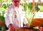 L'alcalde de Sueca cuina hu 'la paella del meu poble', una iniciativa de Gastro Ribera 2020