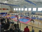 Ms de 200 esportistes participen en el VI Trofeu Vila d'Almussafes de Karate