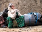 Nepal, un ao despus del terremoto: ms de dos millones de nepales viven an en refugios temporales e inseguros