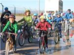 Sueca pedaleja pel 'Dia de la bicicleta'