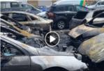 Un gran incendi calcina totalment 9 vehicles en un prquing municipal de Sueca