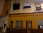 Un home mort i una familiar ferida en l'incendi d'una casa a Villanueva de Castelln