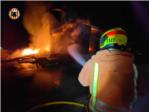 Un incendi destrux totalment una empresa de lmines de fusta a Massalavs