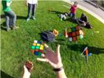 Una manera fcil de resolver 3 cubos de Rubik a la vez