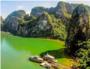 La baha de Ha Long, una de las siete maravillas naturales del mundo