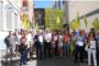 Agricultores de La Uni se concentraron ayer en la OCAPA de Alzira para reclamar el pago de las ayudas pendientes