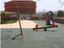 El Ayuntamiento de Turs reforma el parque infantil del Riuet
