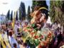 Un ter dels ciutadans de l'Alcdia desfila en els passos de setmana santa