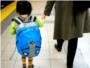 El Ayuntamiento de Algemes revisa la espalda de los escolares para prevenir la escoliosis