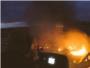 Dos incendios industriales arrasan sendas naves en Benifai y Carlet
