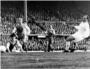 Fotos antiguas de ftbol | Remate de Alfredo Di Stfano en uno de los mejores partidos de la historia