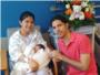 Un xiquet de pares veneolans residents a lAlcdia ha sigut el primer naixement del 2020 a l'Hospital de la Ribera