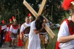 Más de 80 actores aficionados darán vida en Alzira a la representación de la Pasión y Muerte de Jesús