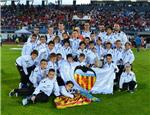 Tres niños de Alzira y uno de Carcaixent están participando en el “Mundialito” de fútbol de Portugal