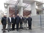 Fabra y Buch visitaron ayer las obras del nuevo edificio del mercado municipal de Algemes