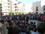 Més de 600 xiquetes canten les nadales a la plaça d’Alginet