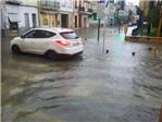 Carreterras cortadas, calles inundadas y colegios cerrados en Carcaixent por la tromba de agua