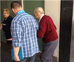 Segn el PSOE, el PP de Algemes lleva a los ancianos del asilo a votar en un ejercicio de clara induccin al voto