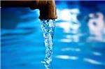 El agua potable enfrenta a todos los partidos políticos de Alberic