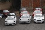 La policía interviene en un taller de Alzira nueve réplicas de Ferrari 