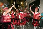 Los actos religiosos y los ensayos de los bailes por los barrios de Algemes marcan el inicio de las Festes de la Mare de Du de la Salut