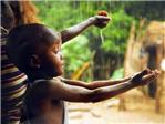 El agua es un tesoro muy apreciado en África