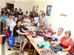 Servicios Sociales de Carlet reanuda los cursos de Gimnasia teraputica y Costura