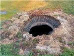 Siguen apareciendo enormes agujeros en el suelo de Siberia