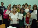 Los alumnos del Centro de Personas Adultas de Turs obtienen el certificado oficial de ingls
