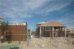 Costas permite construir en la playa de Cullera un chiringuito de cemento