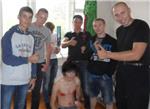 Grupos neonazis acosan a adolescentes gais en Rusia y difunden las agresiones