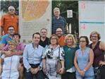 Decenas de vecinos ha participado en la Festa de la Mona de Alberic