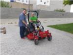 Aigües de Sueca compra maquinària nova per als treballs de jardineria