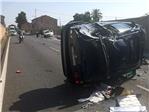 Aparatoso accidente en la carretera vieja de Alzira a Carcaixent