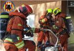 Assistits tres homes per inhalació de fum per un incendi en una vivenda a Alginet