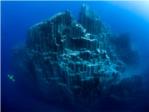 Bajo la superficie del océano existen paisajes que parecen de otro mundo