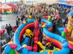 Centenars de famílies visiten l'Expojove d'Almussafes MIRAQUEBE